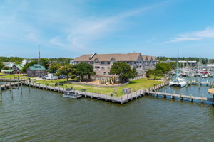 207-Queen-Elizabeth-Unit-6-Aerial-Location-V5