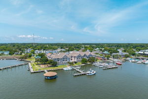 207-Queen-Elizabeth-Unit-6-Aerial-Location-V7