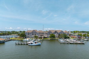 207-Queen-Elizabeth-Unit-6-Aerial-Location-V9