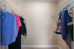 207-Queen-Elizabeth-Unit-6-BR1-Closet