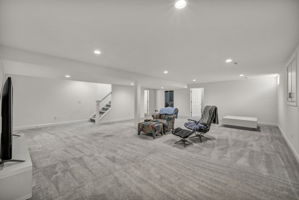  Photo 43