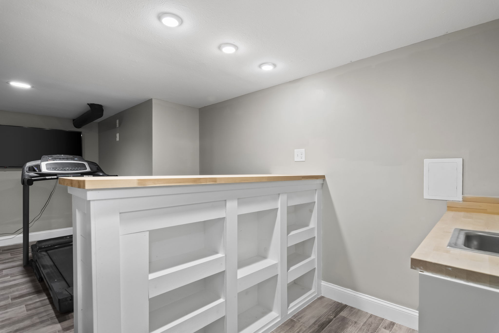 Wet Bar