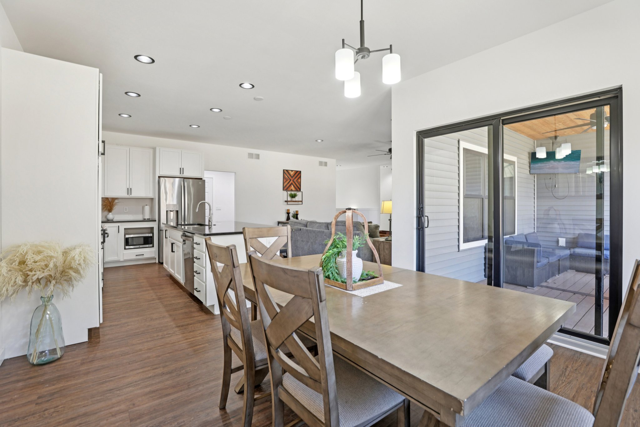 W Wilson St-S2402-011.jpg