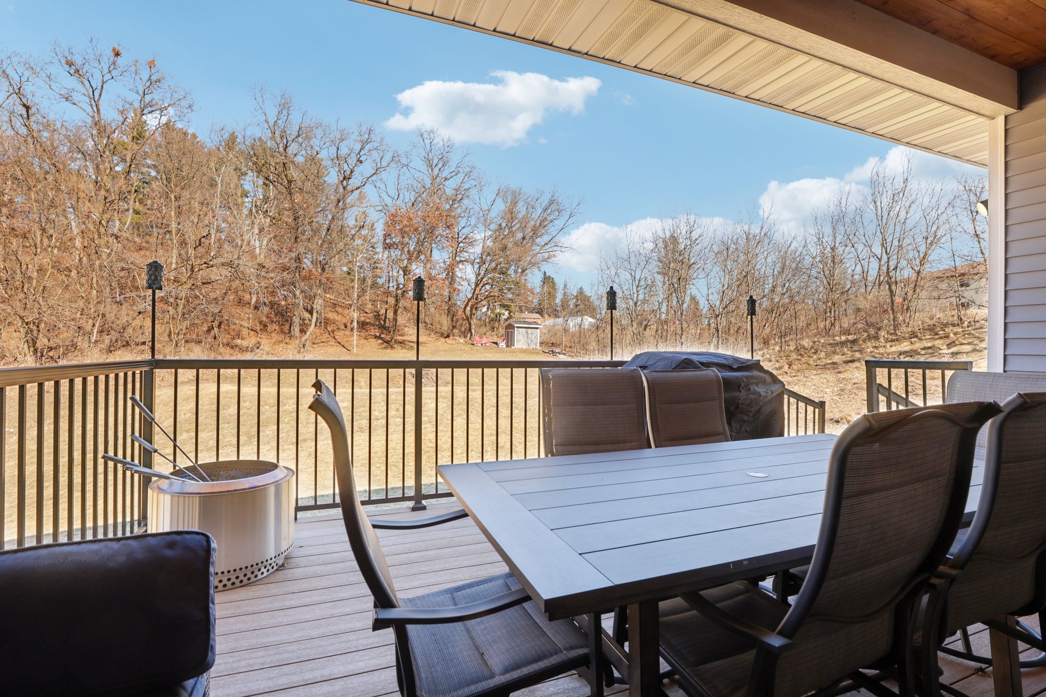 W Wilson St-S2402-049.jpg