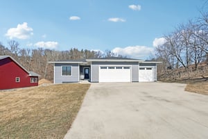 W Wilson St-S2402-001.jpg