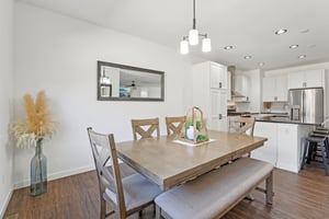 W Wilson St-S2402-010.jpg