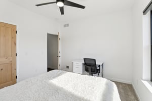 W Wilson St-S2402-018.jpg