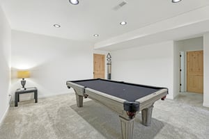 W Wilson St-S2402-046.jpg