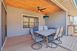 W Wilson St-S2402-052.jpg