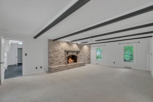  Photo 31