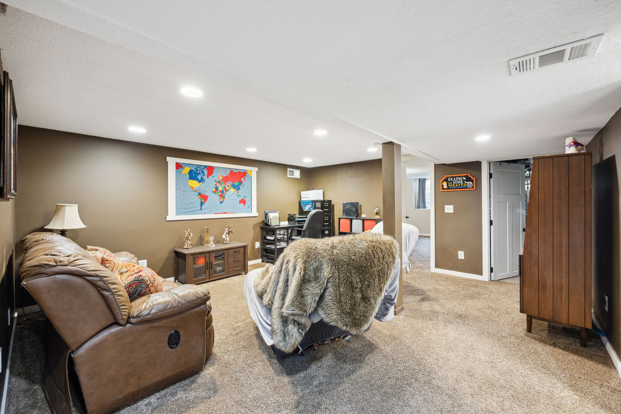 21_Interior