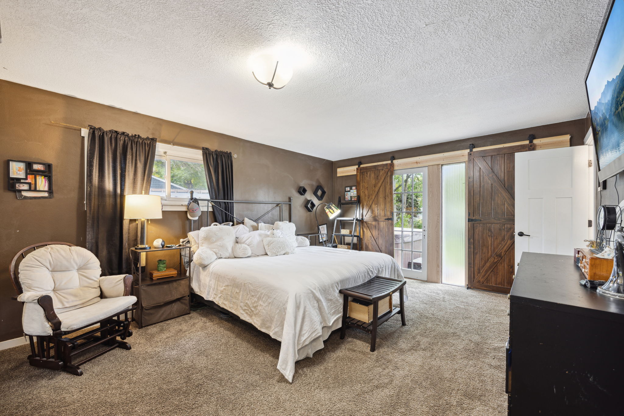 15_Interior