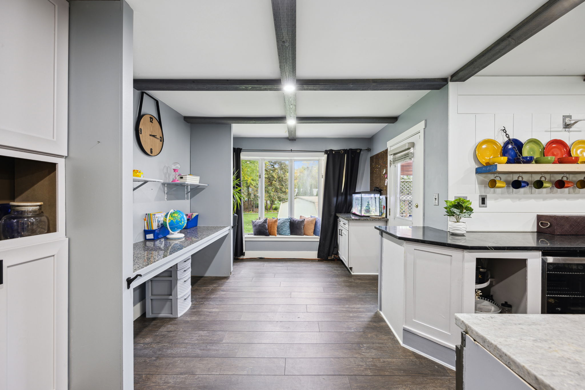 11_Interior