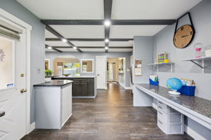 12_Interior