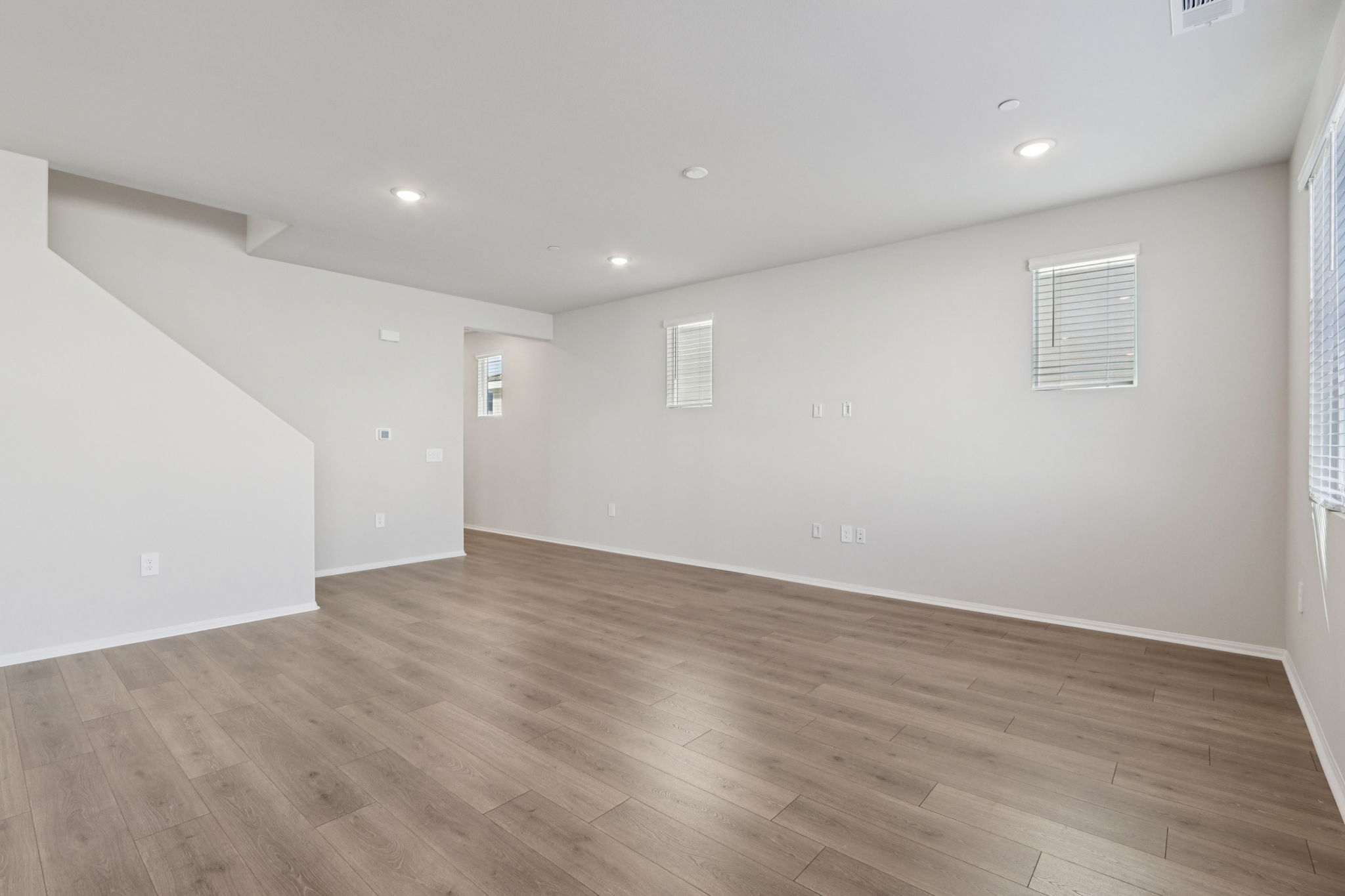 So Cal - Willow at Live Oak - 2070 Meyer Ln Redlands CA 92374 - 004