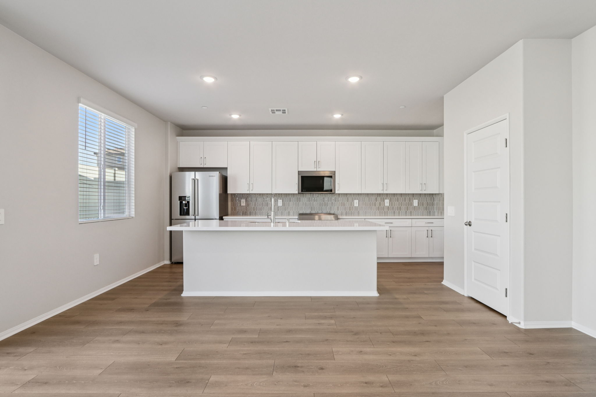 So Cal - Willow at Live Oak - 2070 Meyer Ln Redlands CA 92374 - 011