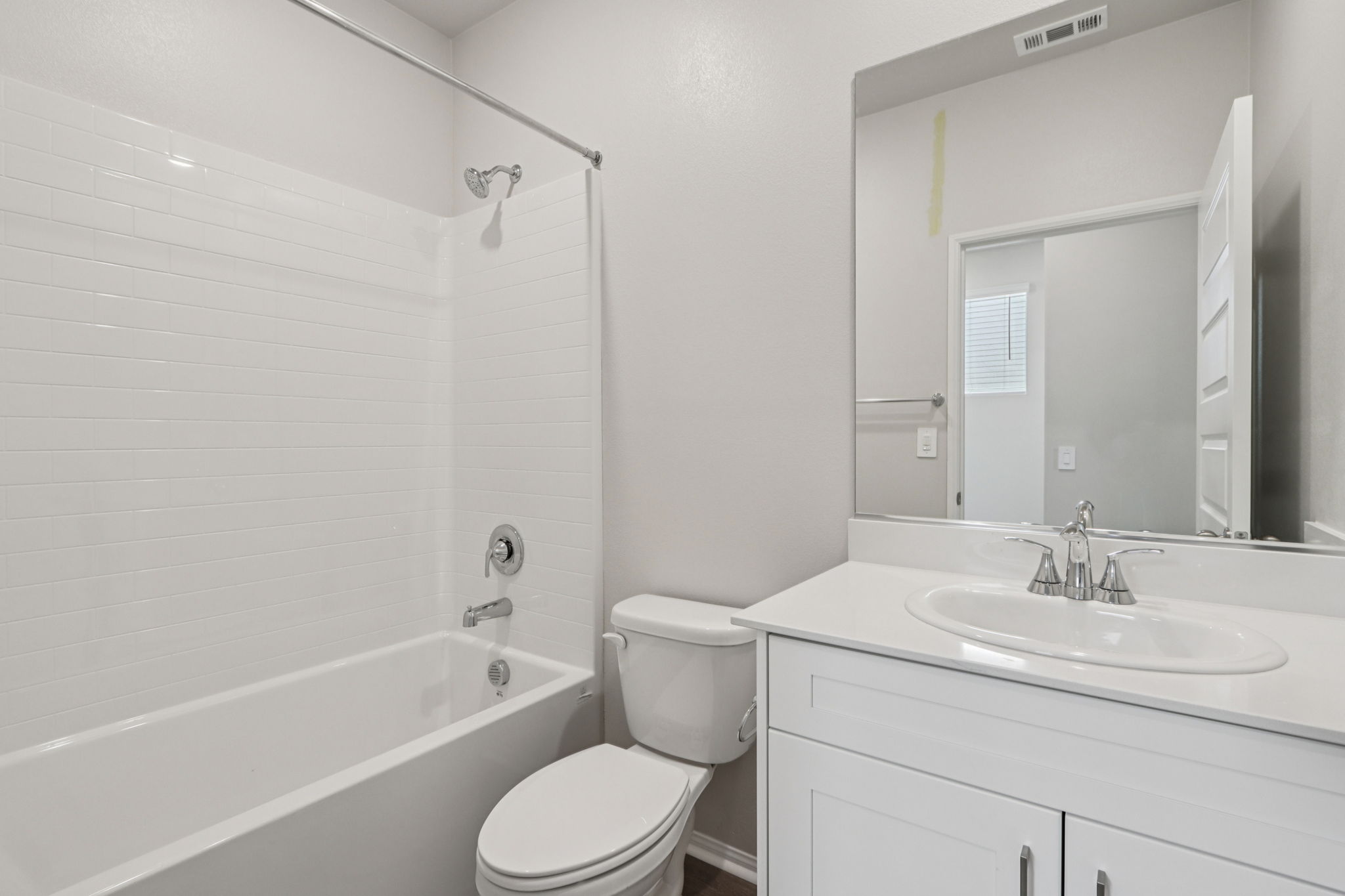So Cal - Willow at Live Oak - 2070 Meyer Ln Redlands CA 92374 - 018