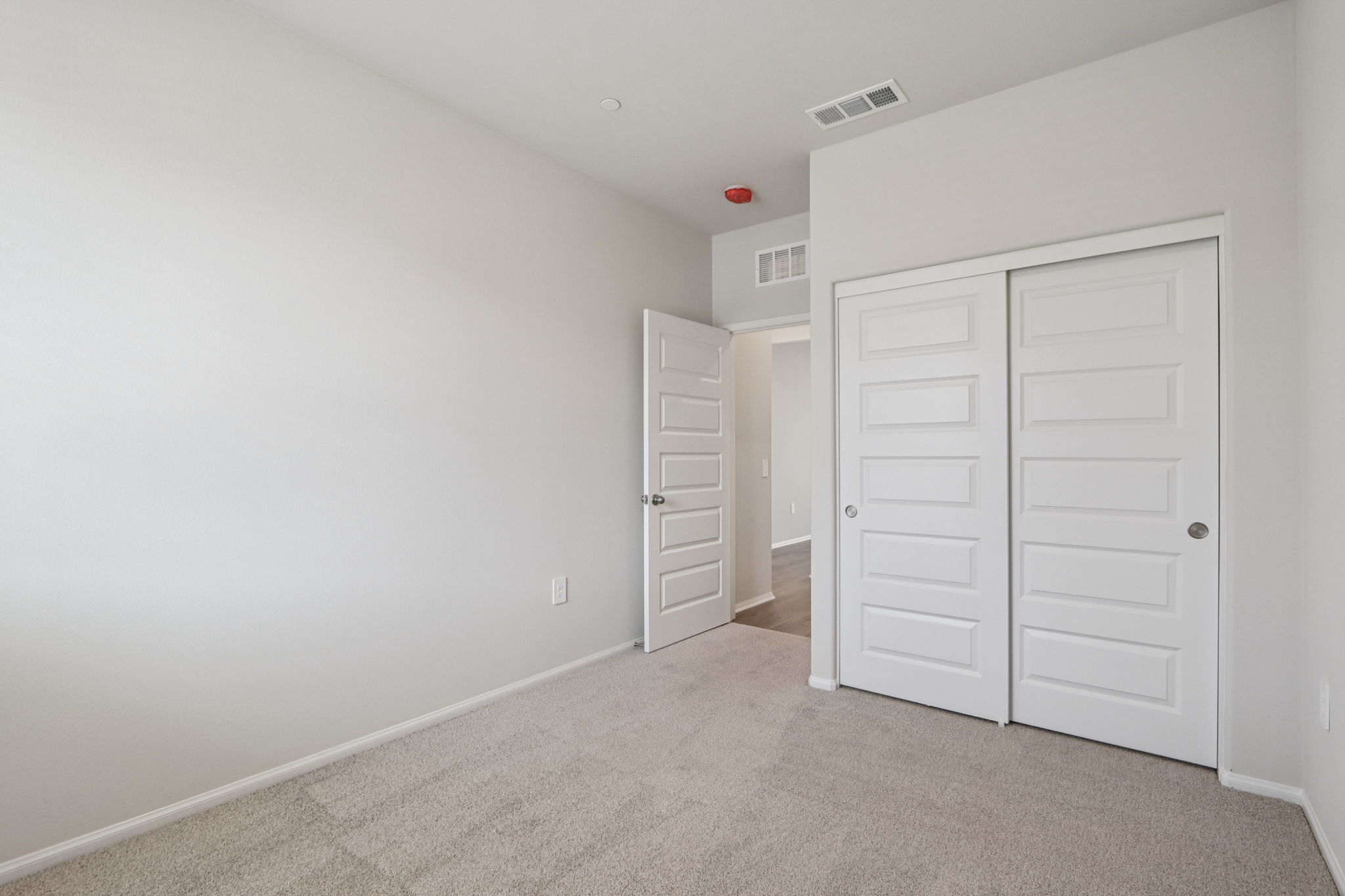 So Cal - Willow at Live Oak - 2070 Meyer Ln Redlands CA 92374 - 020