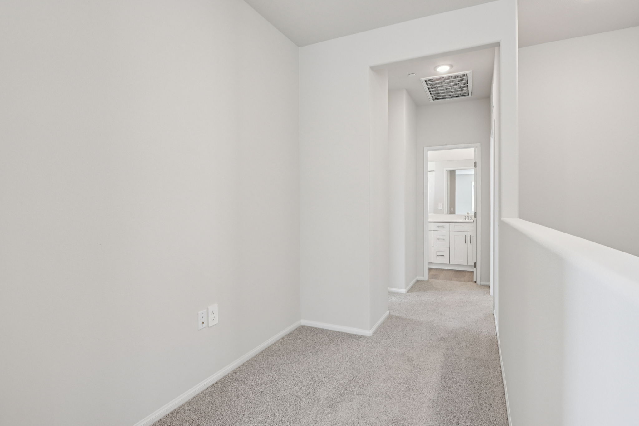 So Cal - Willow at Live Oak - 2070 Meyer Ln Redlands CA 92374 - 025