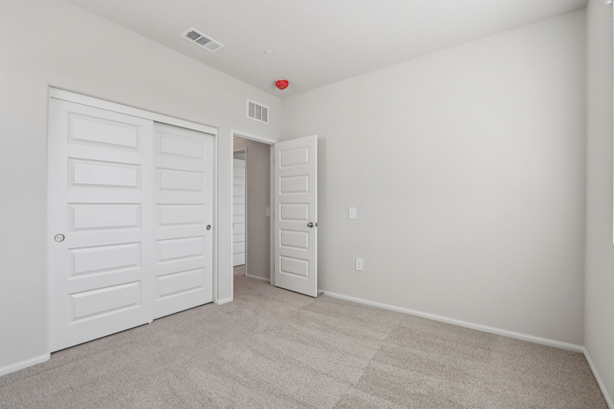So Cal - Willow at Live Oak - 2070 Meyer Ln Redlands CA 92374 - 032