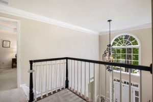 Upstairs Landing/ Foyer