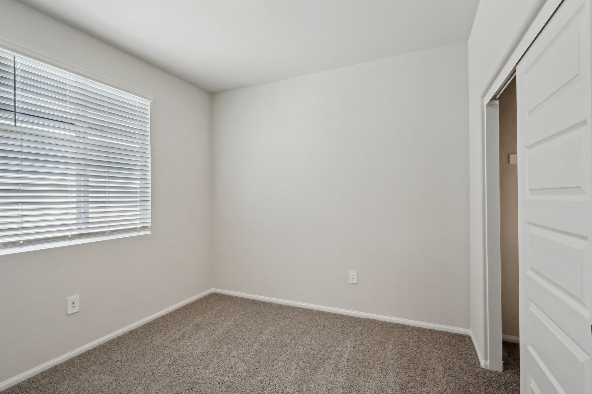 SoCal - Alder at Live Oak - 2070 Zest St, Redlands, CA 92374 - 017