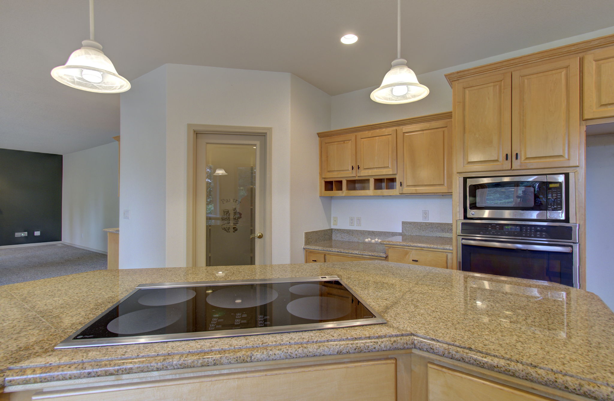 02 kitchen island cooktop