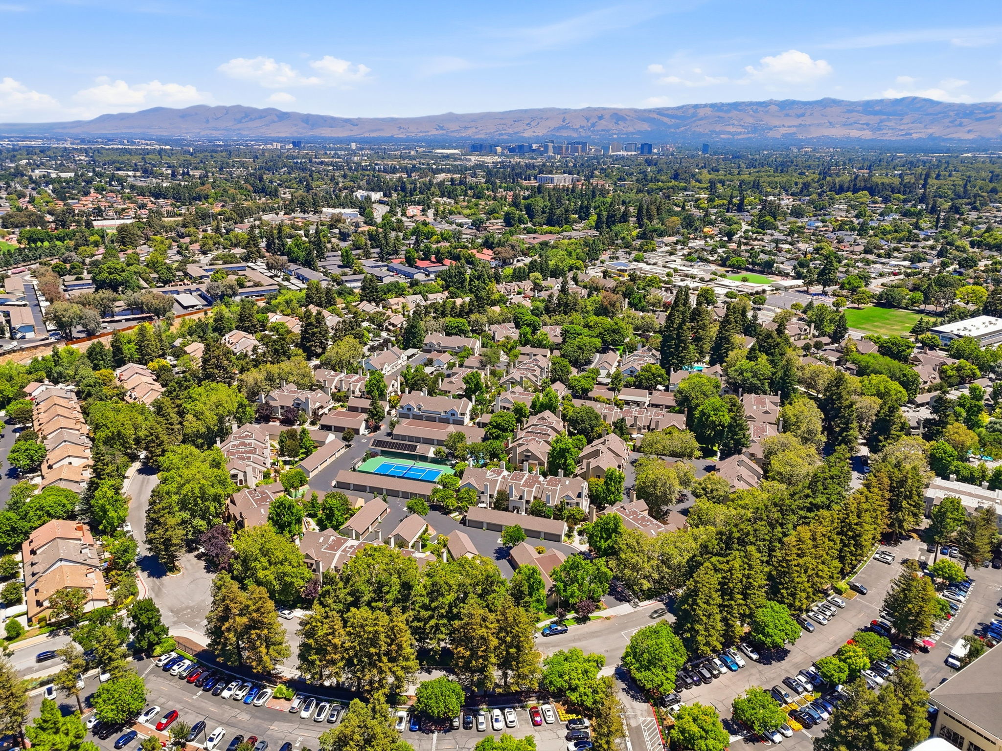 011_F8_AERIAL_2071 Foxhall Loop