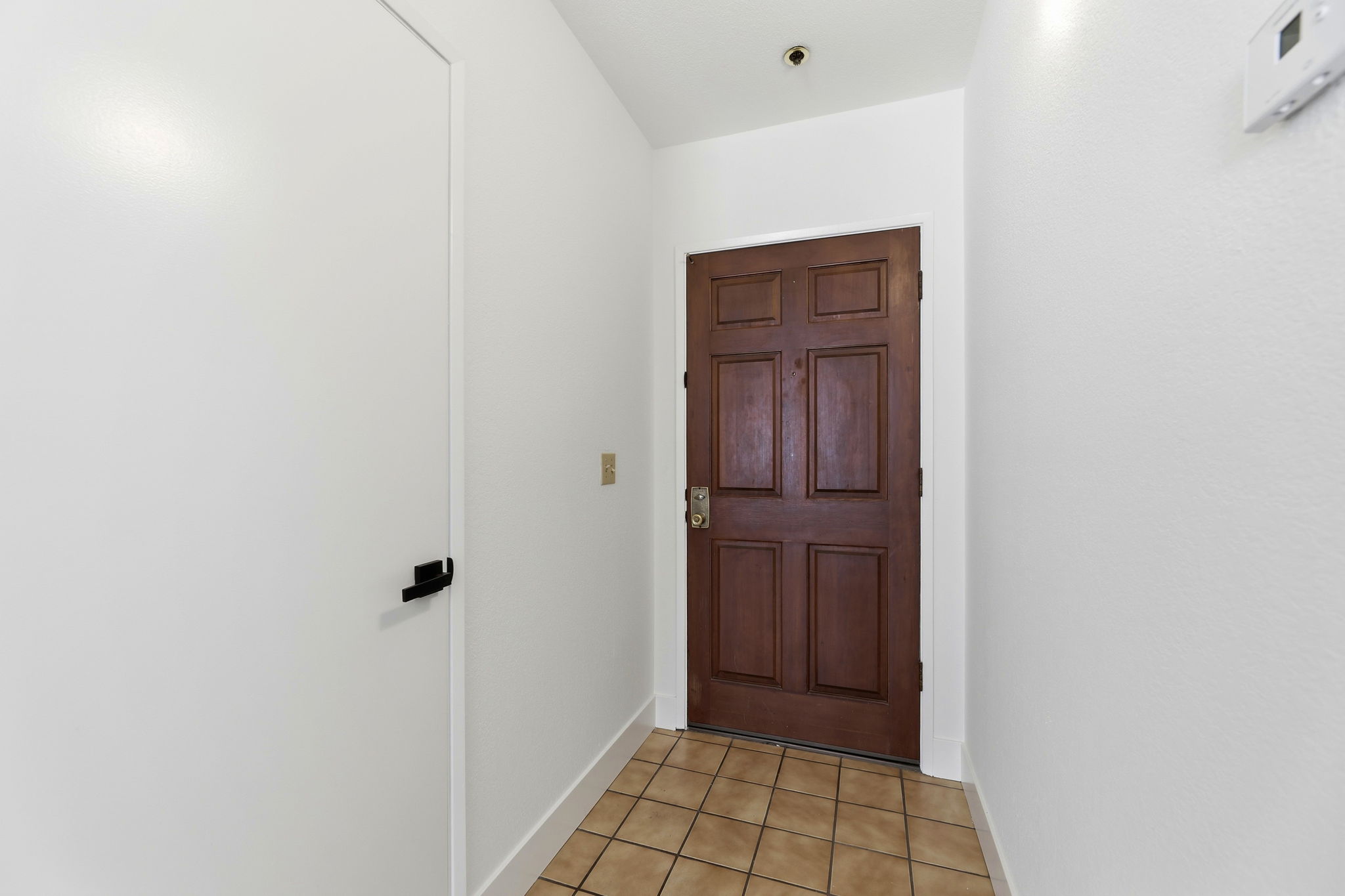 006_F8_20714 Celeste Cir