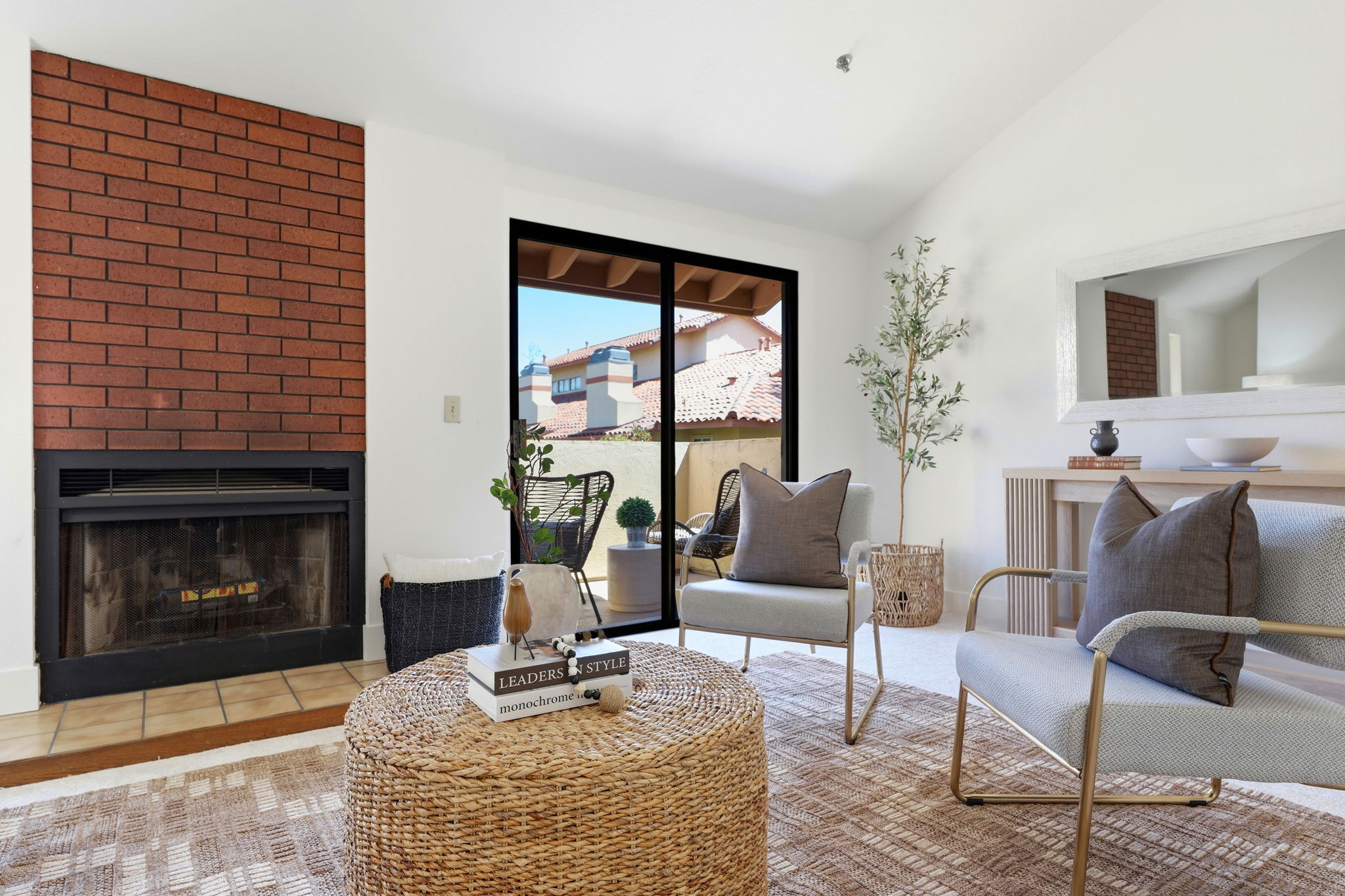 011_F8_20714 Celeste Cir