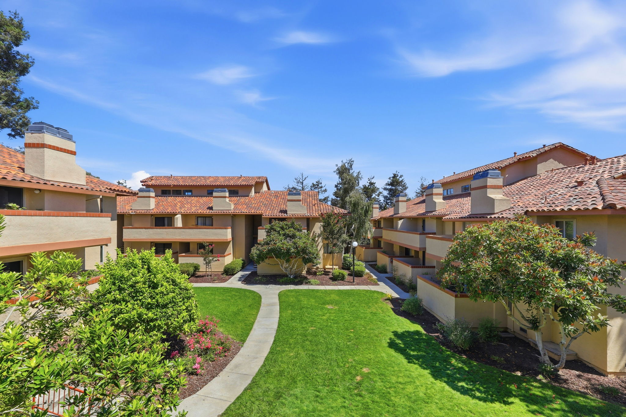 033_F8_20714 Celeste Cir