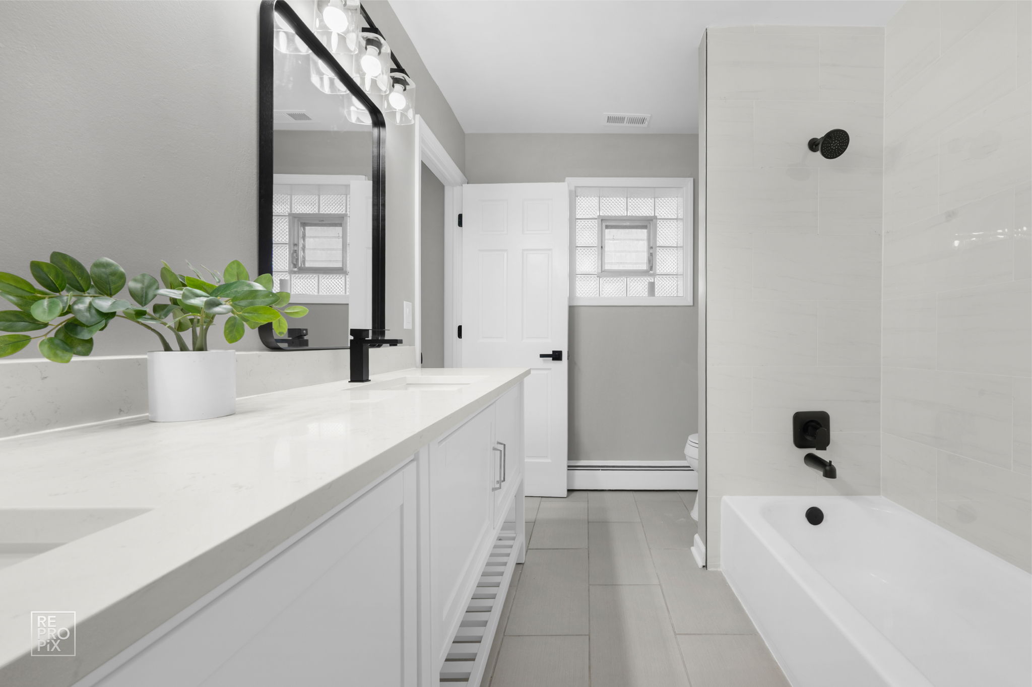 2072 Palatine Rd, Inverness, IL 60067_010