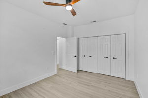 2072 Tocobaga Ln-26