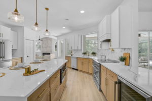 2072 Tocobaga Ln-35