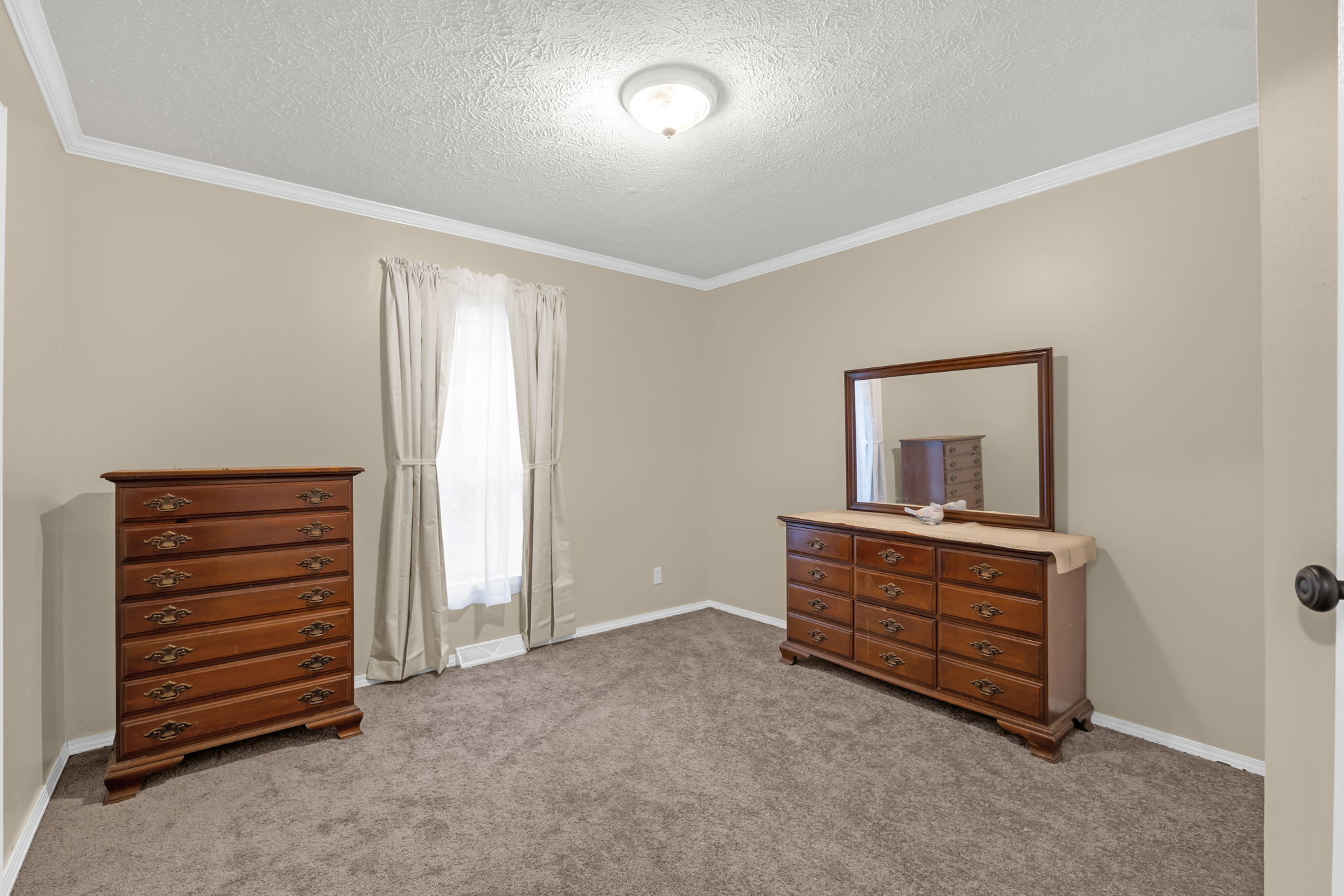 2072 US HWy 158 W-26