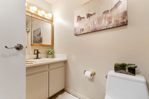  2072 W Ridge Rd, Littleton, CO 80120, US Photo 29