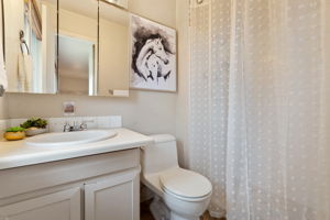  2072 W Ridge Rd, Littleton, CO 80120, US Photo 34