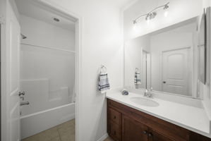  Photo 31