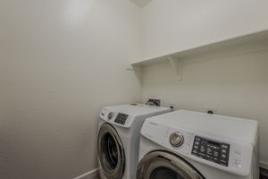  Photo 37