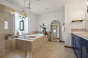  Photo 23