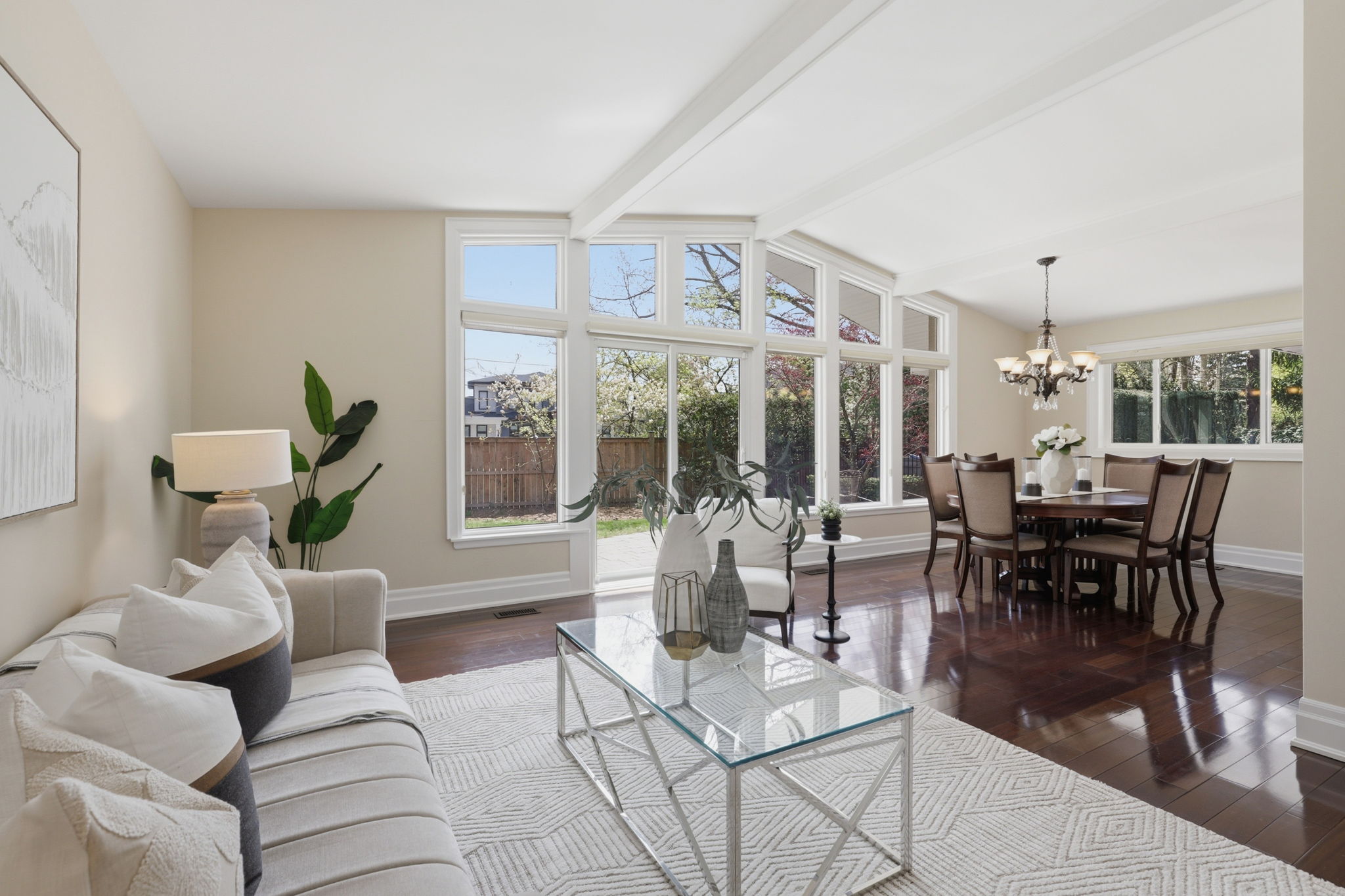 Property in Mississauga — delivered property photograph 10