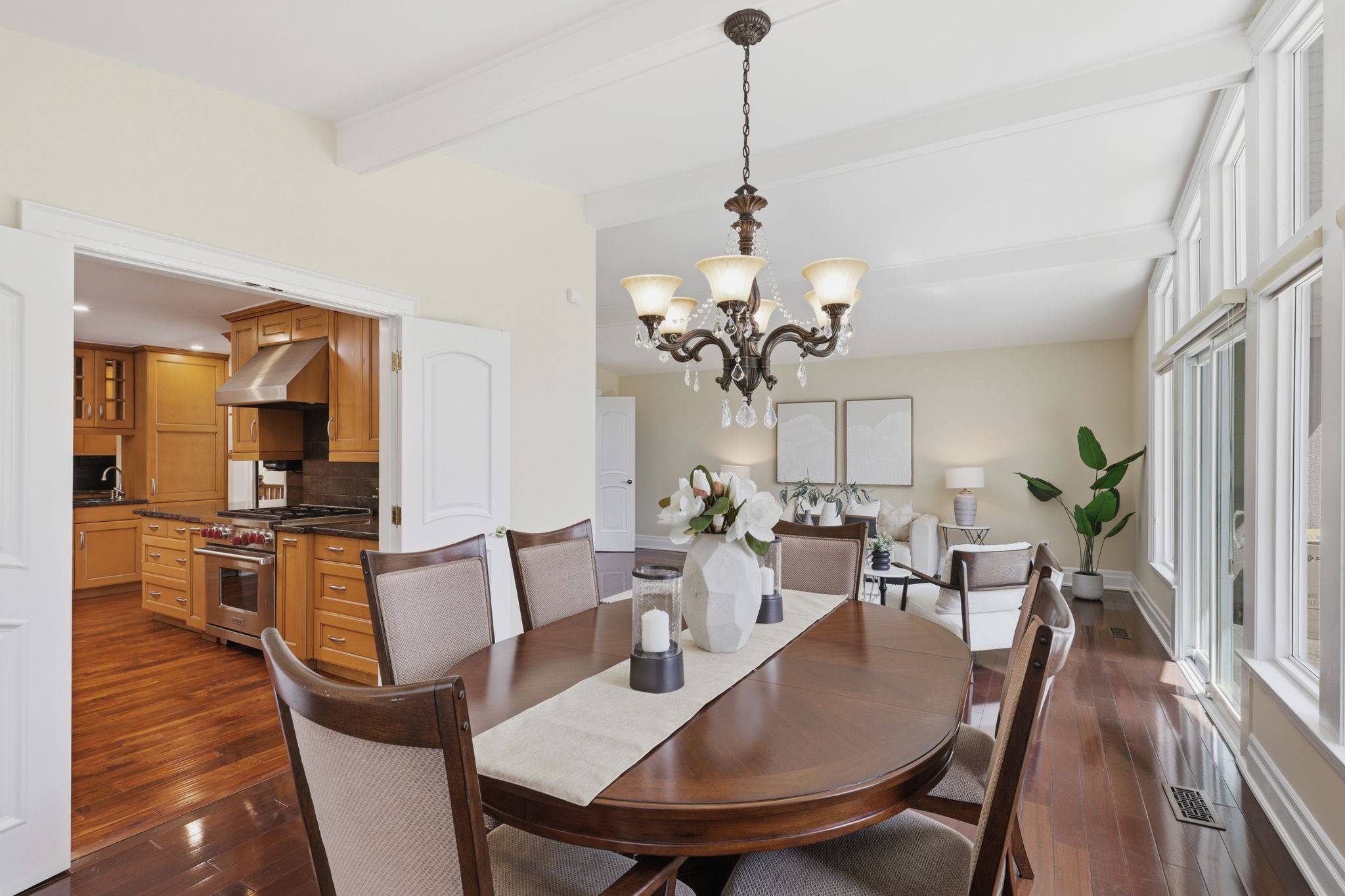 Property in Mississauga — delivered property photograph 15