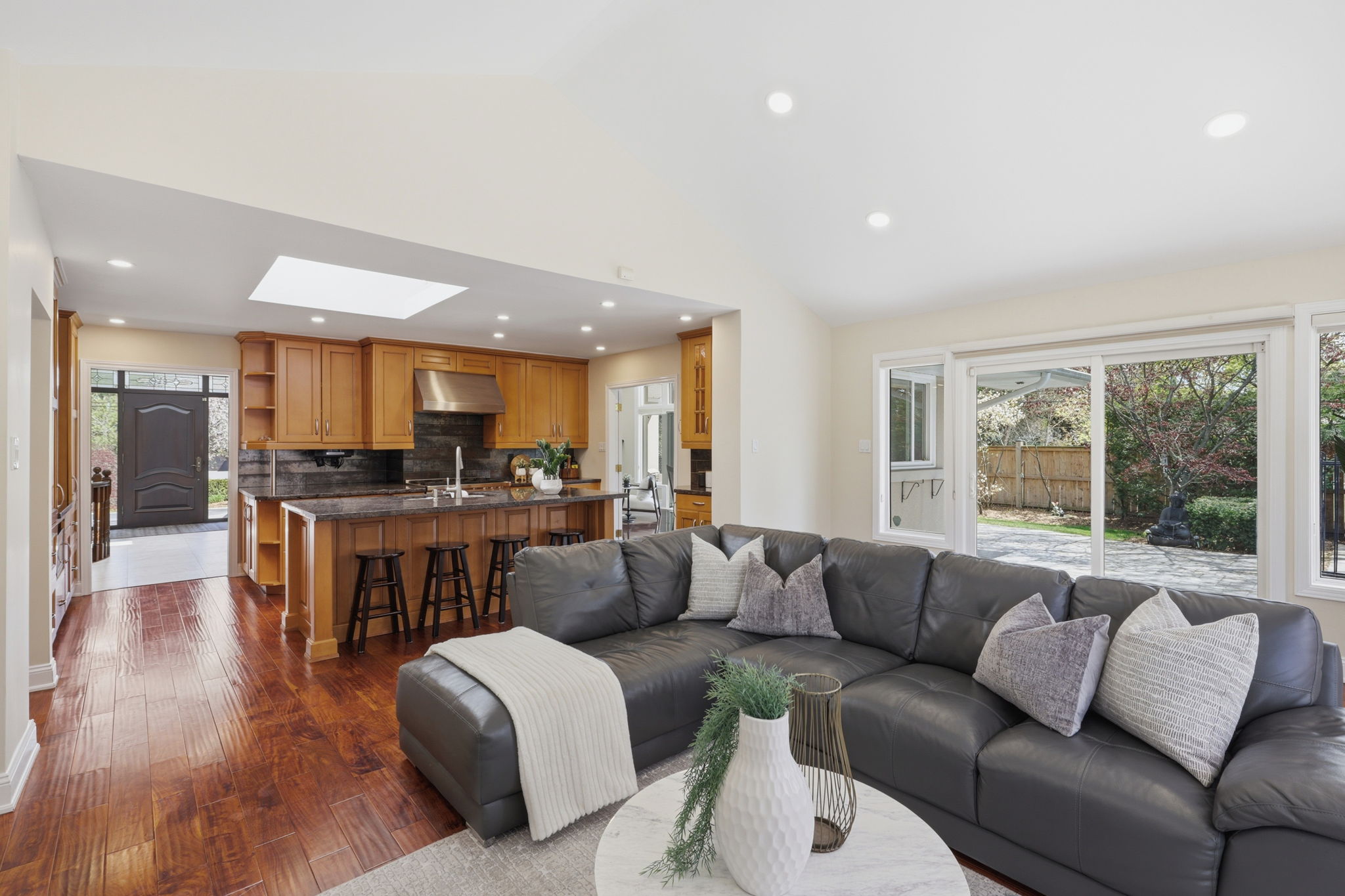 Property in Mississauga — delivered property photograph 25