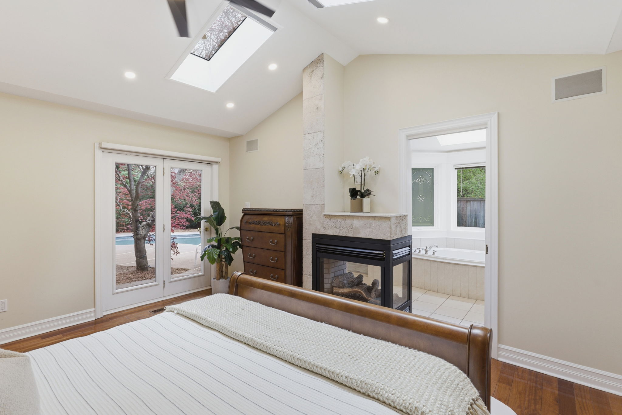 Property in Mississauga — delivered property photograph 35