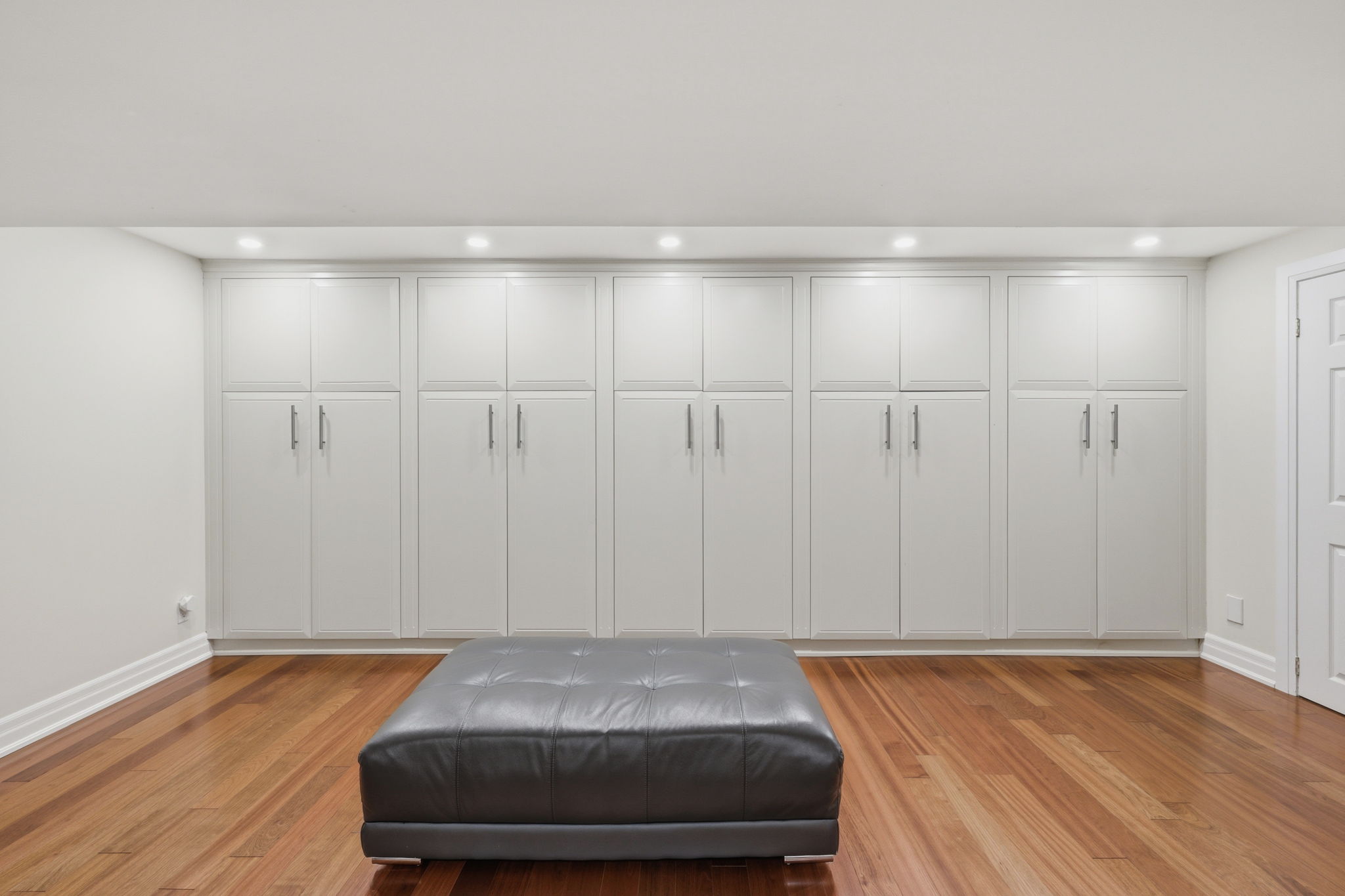 Property in Mississauga — delivered property photograph 45