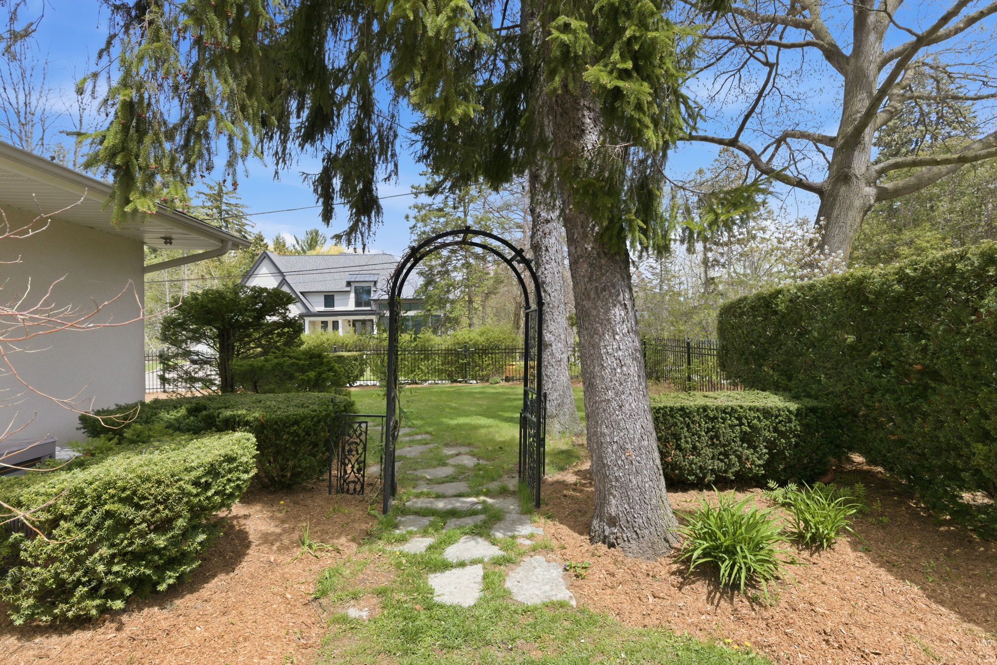 Property in Mississauga — delivered property photograph 60