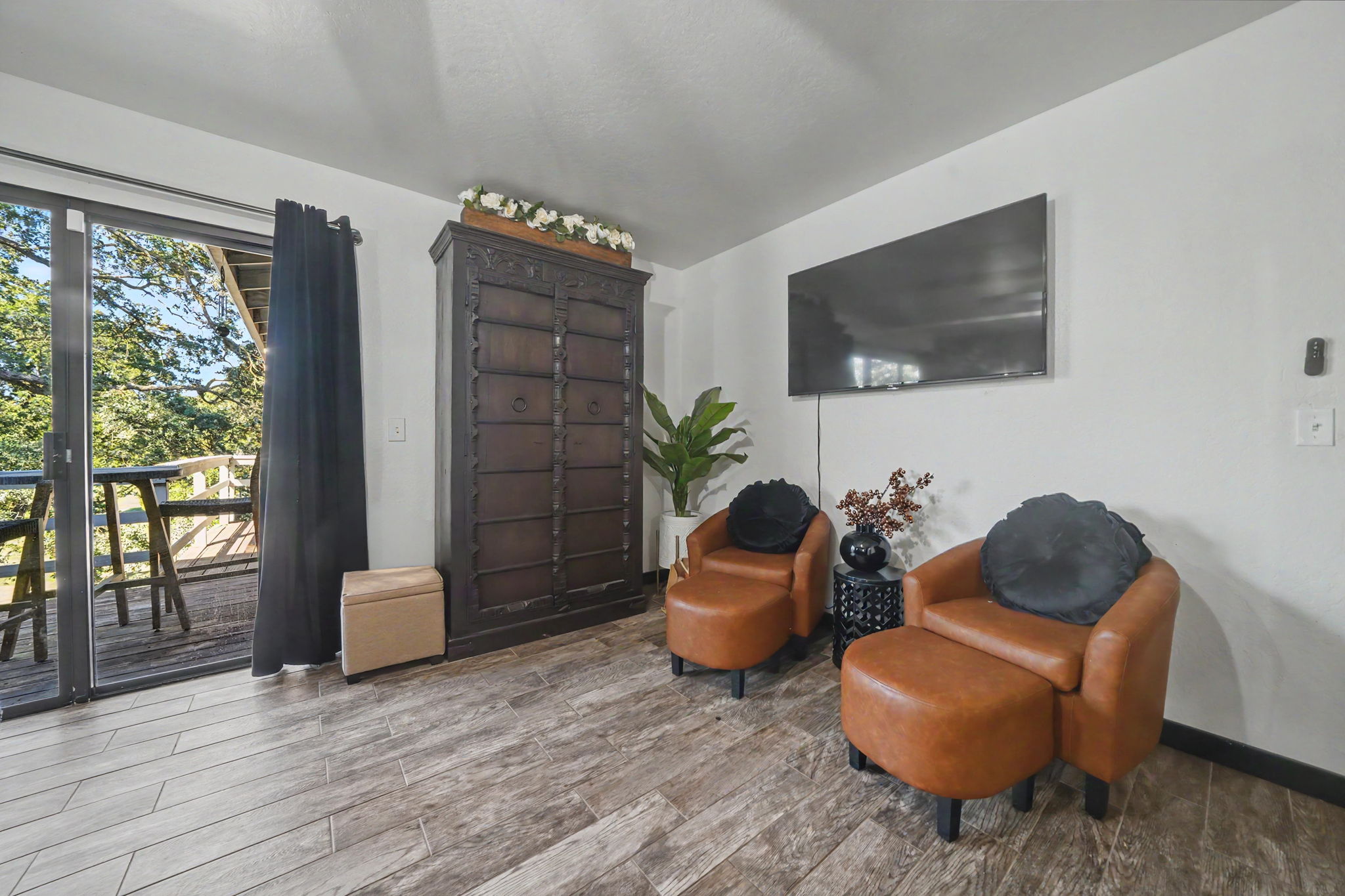  Photo 38