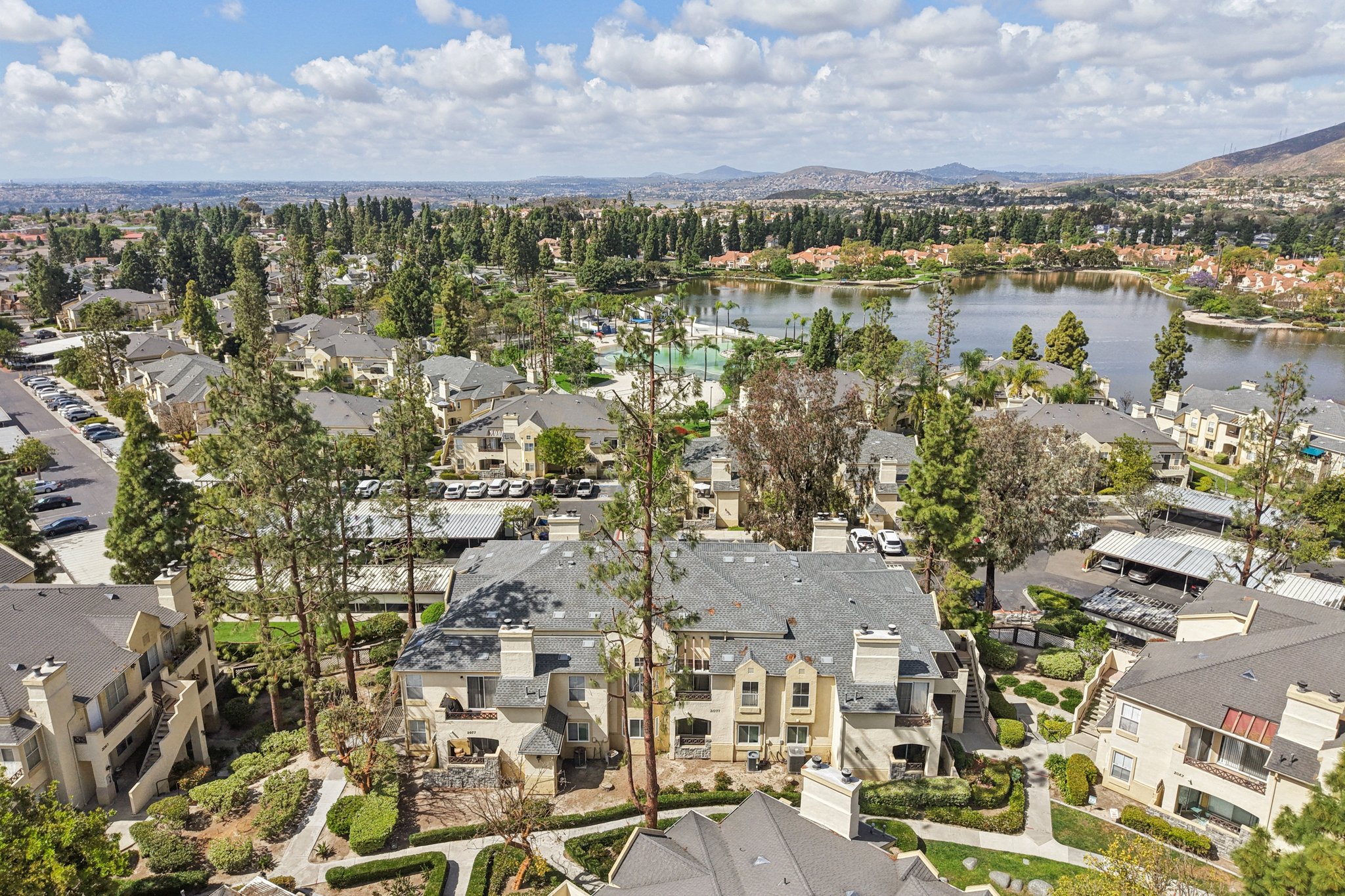 Lakeridge Cir 104-S0204-046.jpg