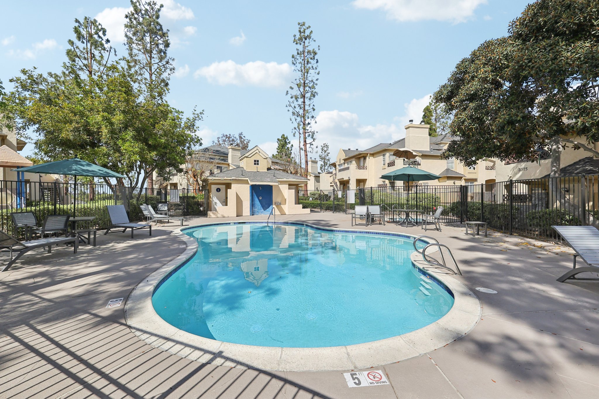 Lakeridge Cir 104-0204-906.jpg