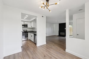Lakeridge Cir 104-S0204-011.jpg